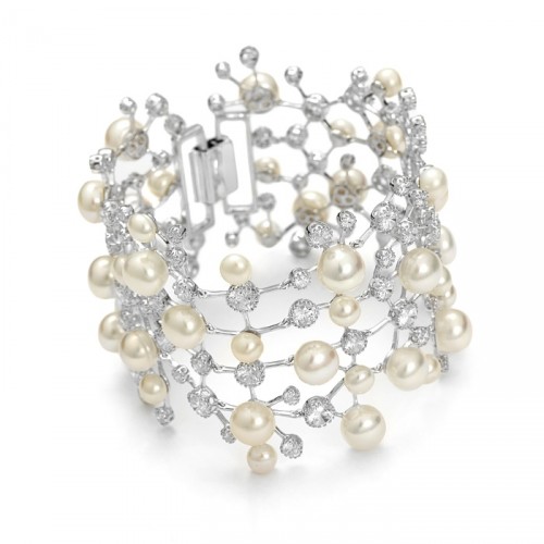 Szeroka bransoletka z perłami z Kolekcji "Princessa"